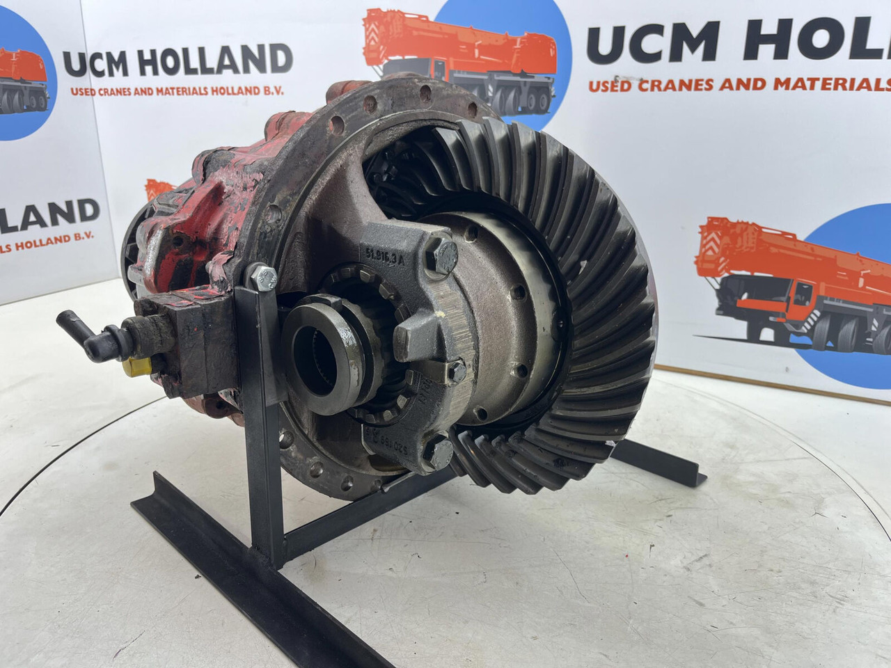 Liebherr LTM 1060 mid differential 13x35 axle 3 - Differential gear for Mobile crane: picture 1 Liebherr LTM 1060 mid differential 13x35 axle 3 - Differential gear for Mobile crane: picture 1