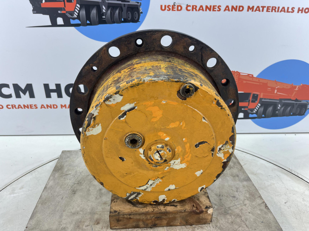 Liebherr LTM 1060 planetary gear 22-25-74-38-3pl-H135-46 - Final drive for Mobile crane: picture 1 Liebherr LTM 1060 planetary gear 22-25-74-38-3pl-H135-46 - Final drive for Mobile crane: picture 1