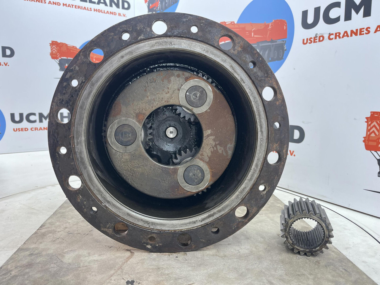 Liebherr LTM 1060 planetary gear 22-25-74-38-3pl-H135-46 - Final drive for Mobile crane: picture 4 Liebherr LTM 1060 planetary gear 22-25-74-38-3pl-H135-46 - Final drive for Mobile crane: picture 4