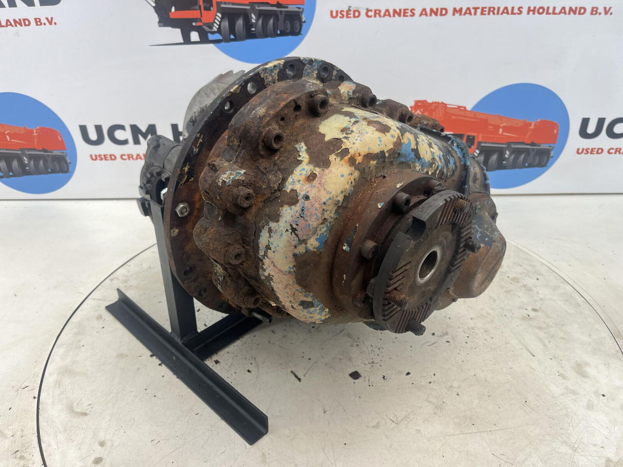Liebherr LTM 1070 mid differential 13x35 axle 2 - Differential gear for Mobile crane: picture 3 Liebherr LTM 1070 mid differential 13x35 axle 2 - Differential gear for Mobile crane: picture 3