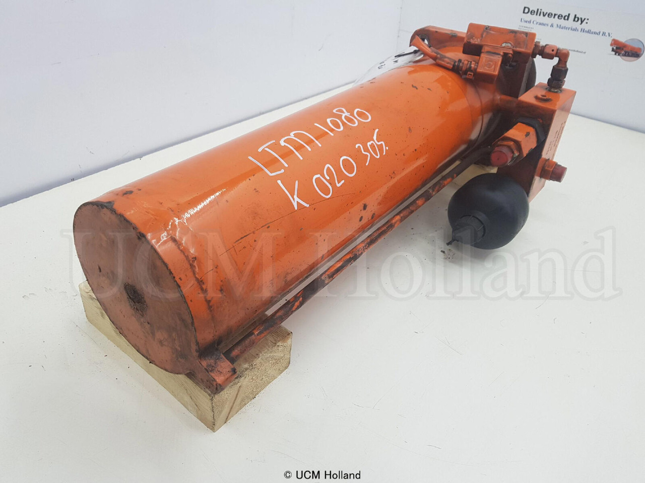 Liebherr LTM 1080-1 ballast extension ram - Hydraulic cylinder for Mobile crane: picture 4 Liebherr LTM 1080-1 ballast extension ram - Hydraulic cylinder for Mobile crane: picture 4