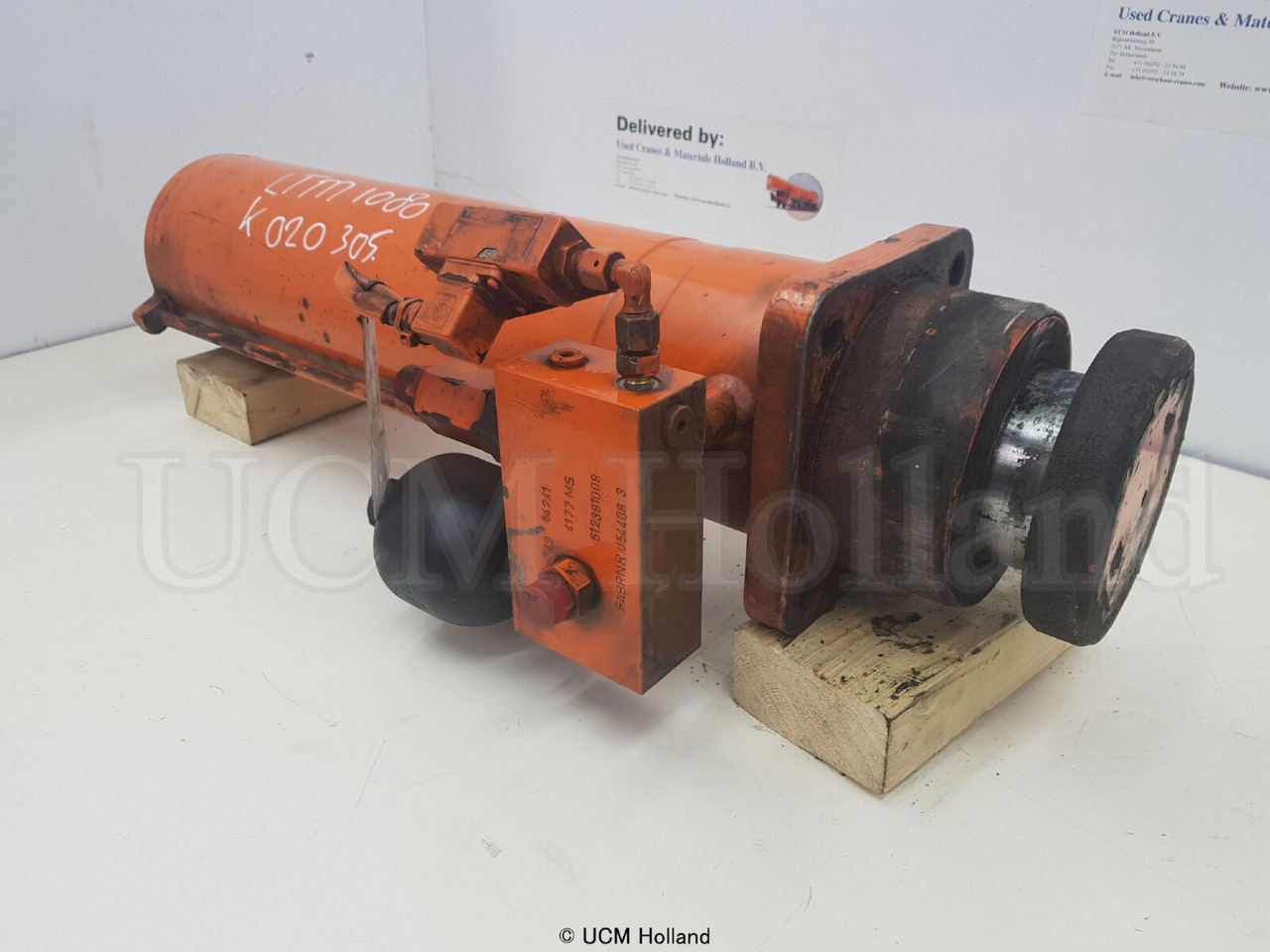 Liebherr LTM 1080-1 ballast extension ram - Hydraulic cylinder for Mobile crane: picture 2 Liebherr LTM 1080-1 ballast extension ram - Hydraulic cylinder for Mobile crane: picture 2