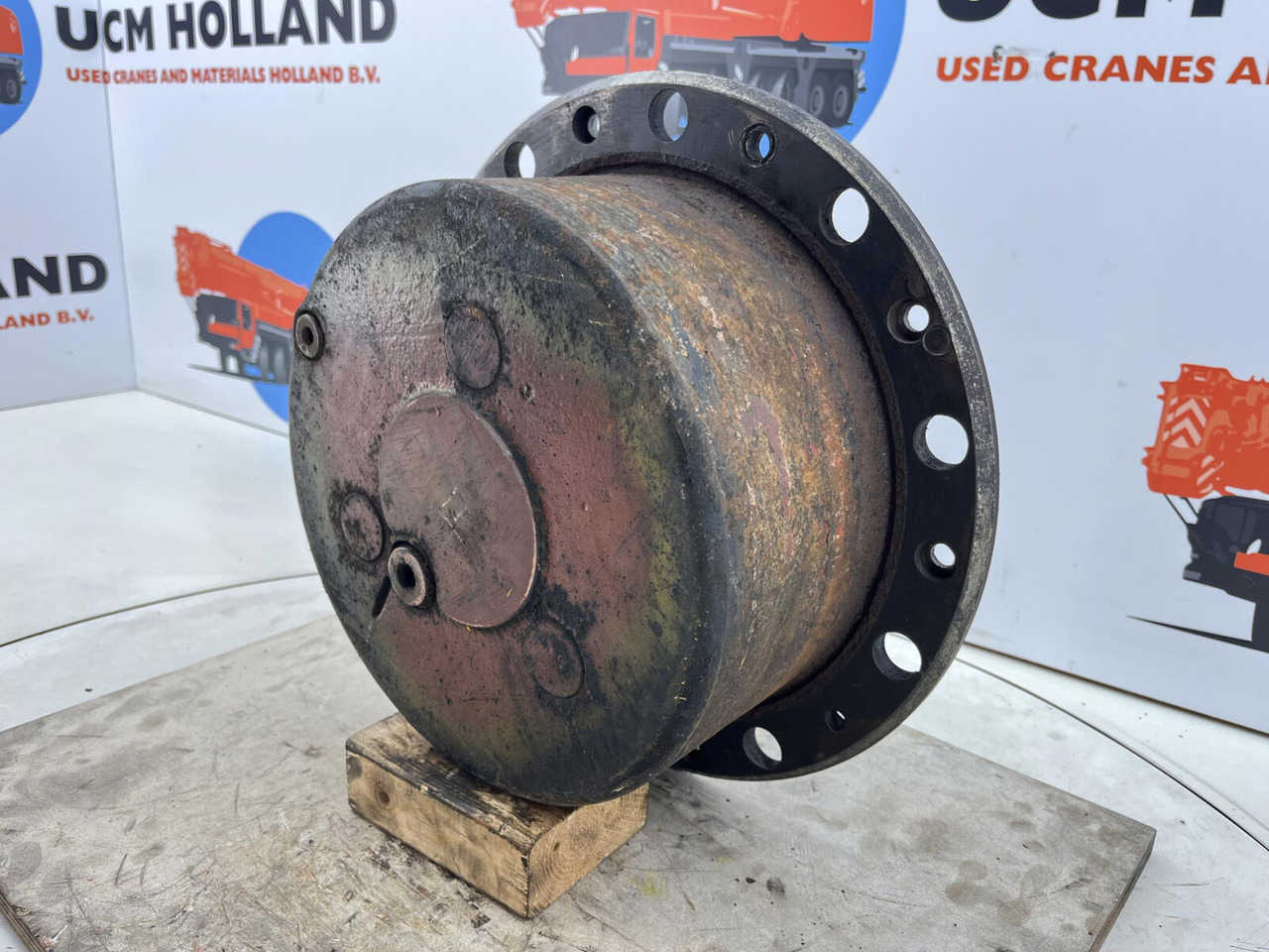 Liebherr LTM 1080 planetary gear 22-25-74-40-3pl-H135-46 - Final drive for Mobile crane: picture 2 Liebherr LTM 1080 planetary gear 22-25-74-40-3pl-H135-46 - Final drive for Mobile crane: picture 2