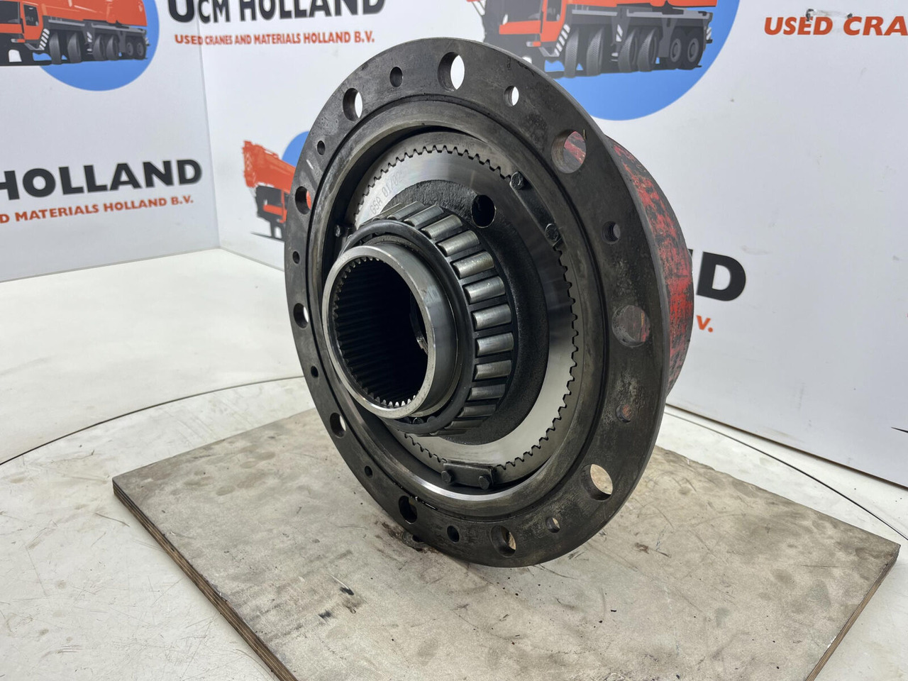 Liebherr LTM 1080 planetary gear 22-25-74-40-3pl-H135-46 - Final drive for Mobile crane: picture 3 Liebherr LTM 1080 planetary gear 22-25-74-40-3pl-H135-46 - Final drive for Mobile crane: picture 3