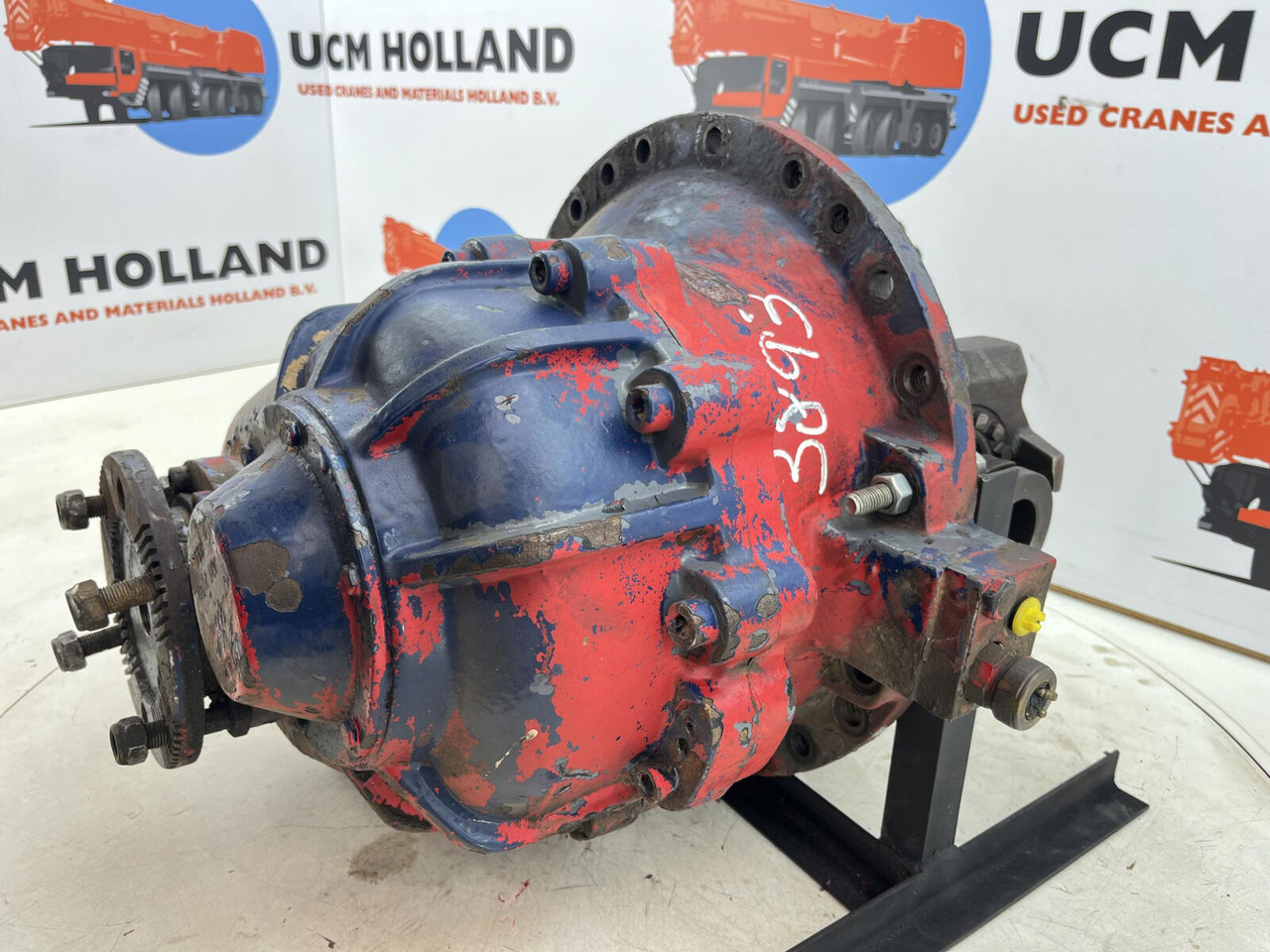 Liebherr LTM 1090 mid differential 13x35 axle 2 - Differential gear for Mobile crane: picture 4 Liebherr LTM 1090 mid differential 13x35 axle 2 - Differential gear for Mobile crane: picture 4