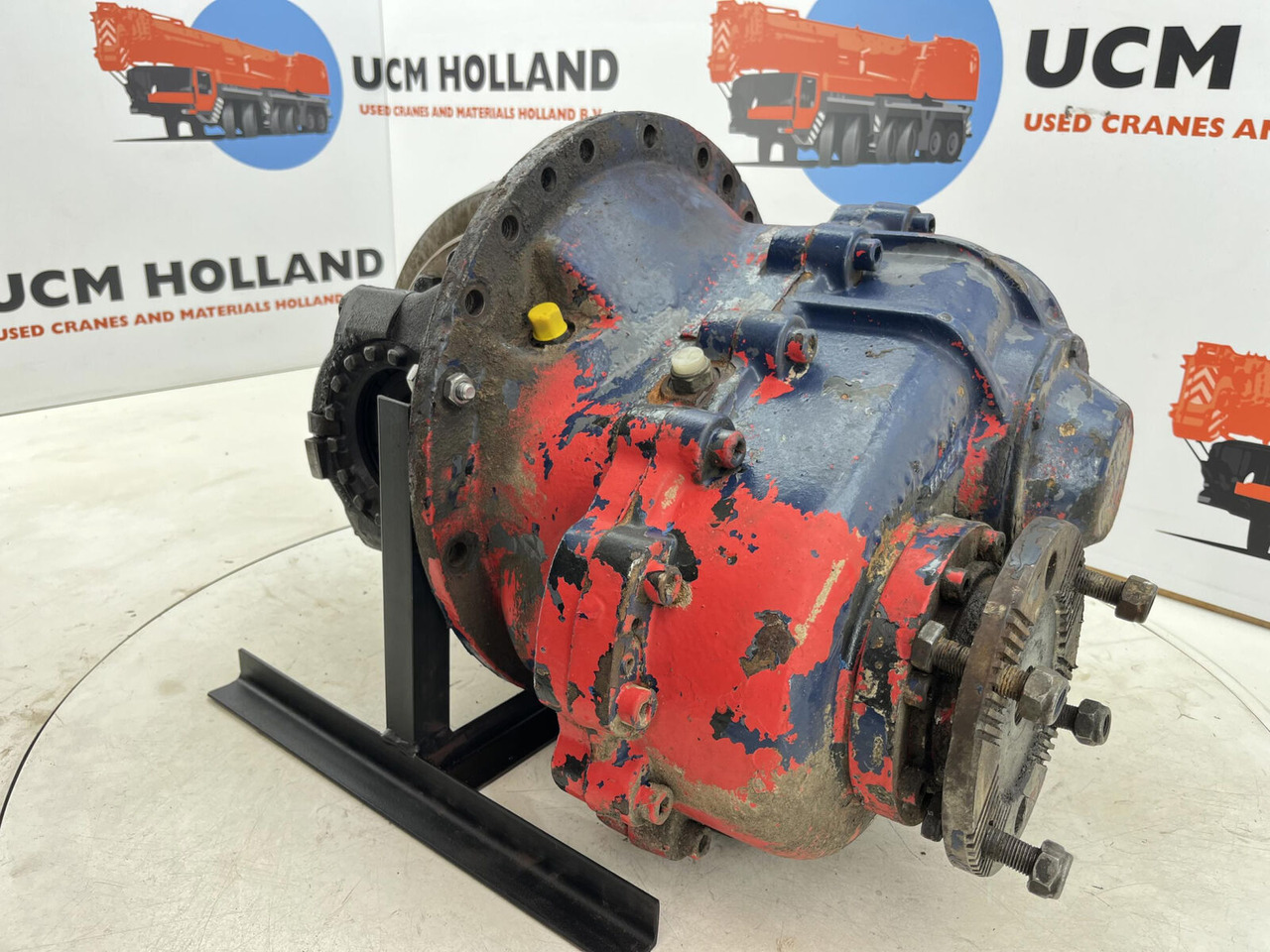 Liebherr LTM 1090 mid differential 13x35 axle 2 - Differential gear for Mobile crane: picture 3 Liebherr LTM 1090 mid differential 13x35 axle 2 - Differential gear for Mobile crane: picture 3