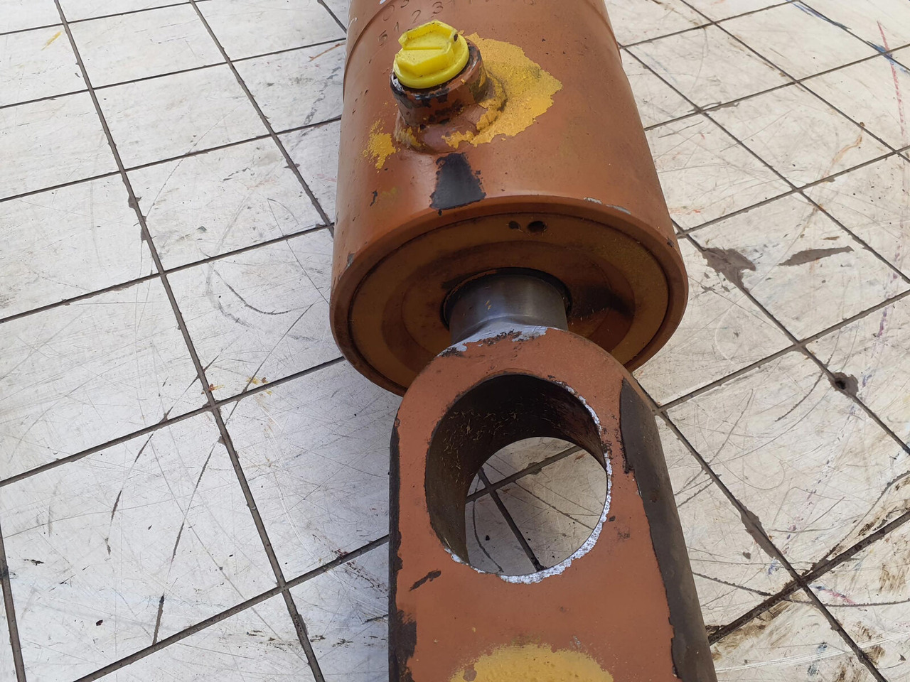 Liebherr LTM 1140 counterweight hydro cylinder - Hydraulic cylinder for Mobile crane: picture 5 Liebherr LTM 1140 counterweight hydro cylinder - Hydraulic cylinder for Mobile crane: picture 5