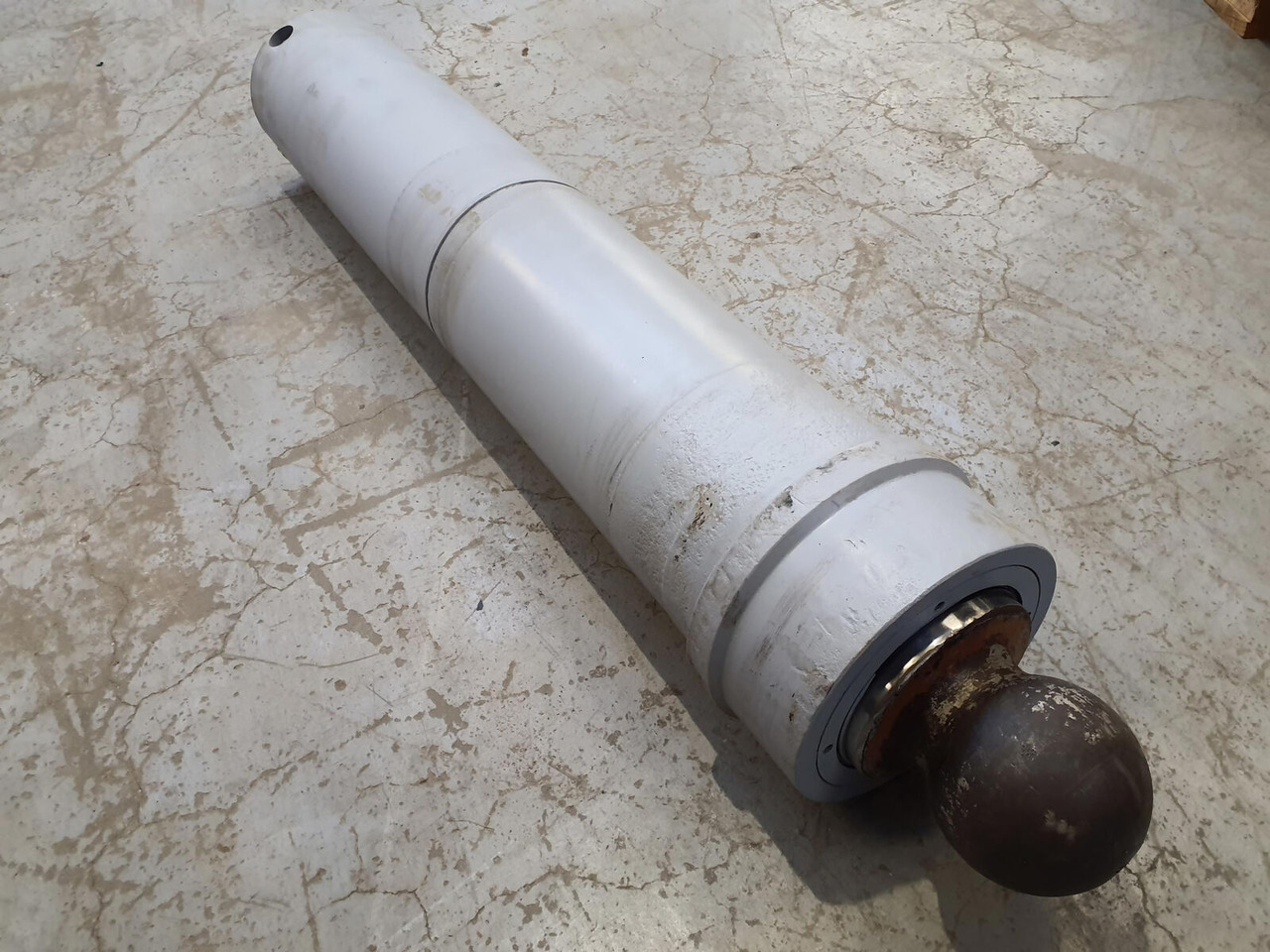 Liebherr LTM 1160 outrigger support cylinder front - Hydraulic cylinder for Mobile crane: picture 3 Liebherr LTM 1160 outrigger support cylinder front - Hydraulic cylinder for Mobile crane: picture 3