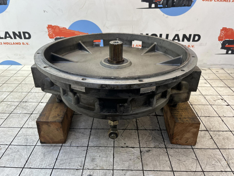 Liebherr LTM 1250-6.1 distributor gearbox - Gearbox for Crane: picture 1 Liebherr LTM 1250-6.1 distributor gearbox - Gearbox for Crane: picture 1