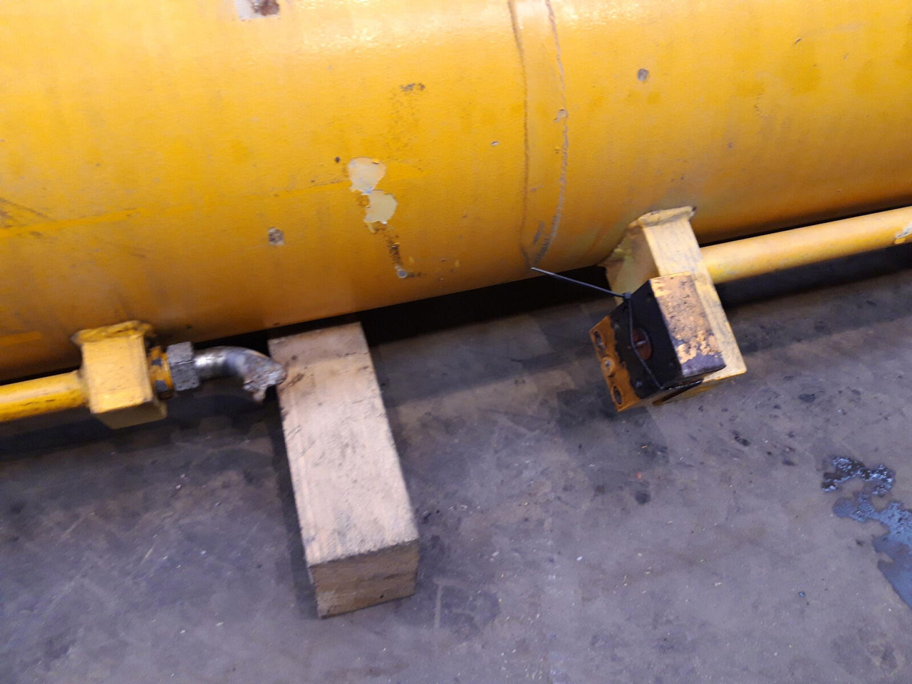 Liebherr LTM 1300 boom cylinder - Hydraulic cylinder for Mobile crane: picture 5 Liebherr LTM 1300 boom cylinder - Hydraulic cylinder for Mobile crane: picture 5