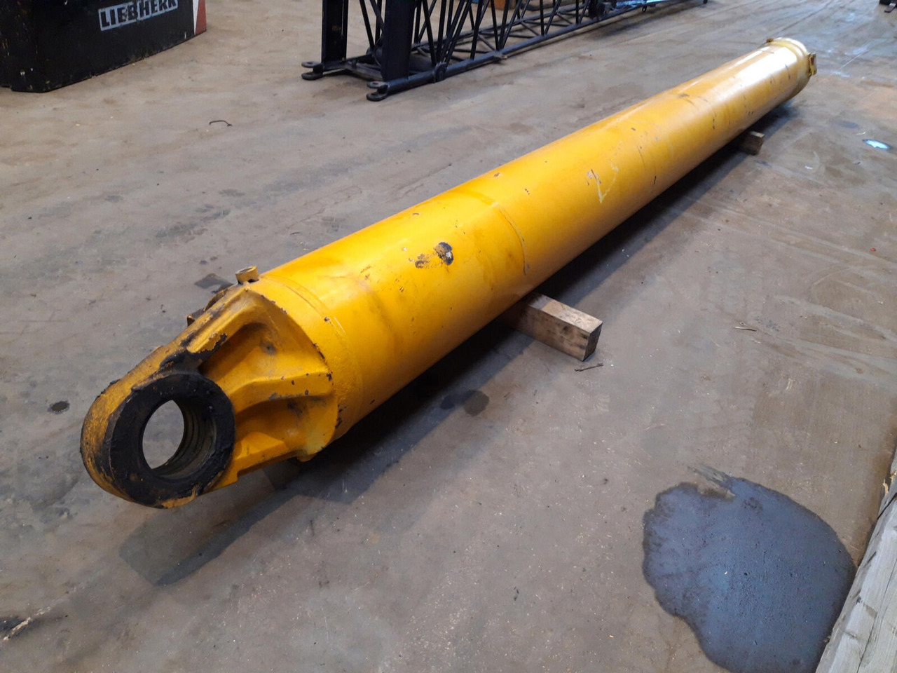 Liebherr LTM 1300 boom cylinder - Hydraulic cylinder for Mobile crane: picture 4 Liebherr LTM 1300 boom cylinder - Hydraulic cylinder for Mobile crane: picture 4