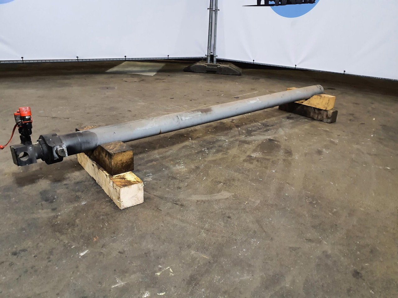 Liebherr LTM 1400 7.1 Extension ram sliding beam - Hydraulic cylinder for Mobile crane: picture 2 Liebherr LTM 1400 7.1 Extension ram sliding beam - Hydraulic cylinder for Mobile crane: picture 2