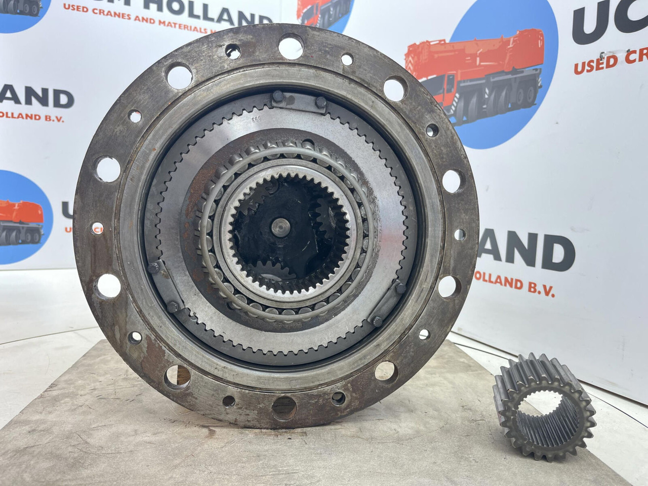 Liebherr Liebherr LTM 1060 planetary gear 22-25-74-38-3pl-H135-46 - Final drive for Mobile crane: picture 5 Liebherr Liebherr LTM 1060 planetary gear 22-25-74-38-3pl-H135-46 - Final drive for Mobile crane: picture 5
