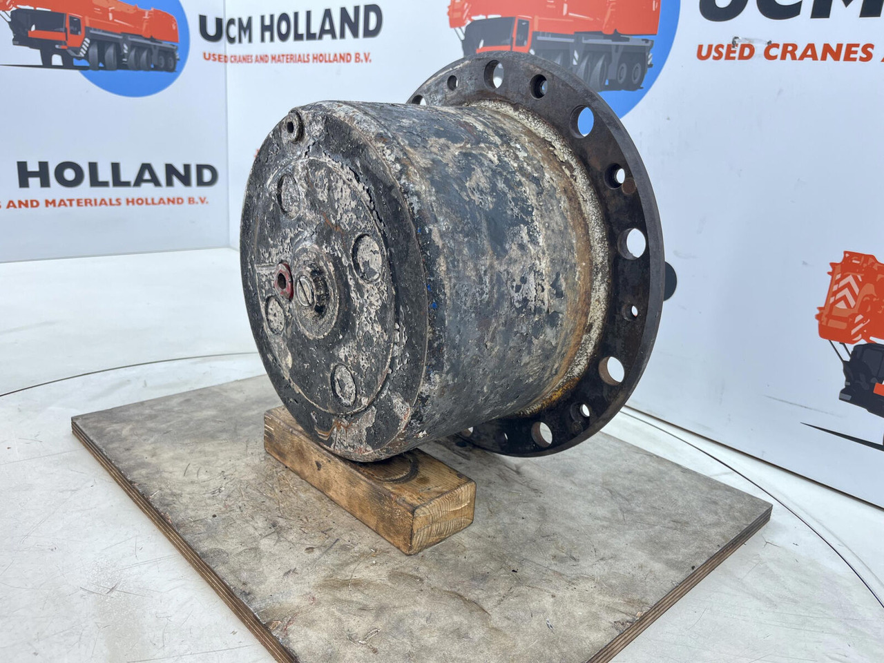 Liebherr Liebherr LTM 1160 planetary gear 22-25-74-40-4pl-H185-46 - Final drive for Mobile crane: picture 2 Liebherr Liebherr LTM 1160 planetary gear 22-25-74-40-4pl-H185-46 - Final drive for Mobile crane: picture 2
