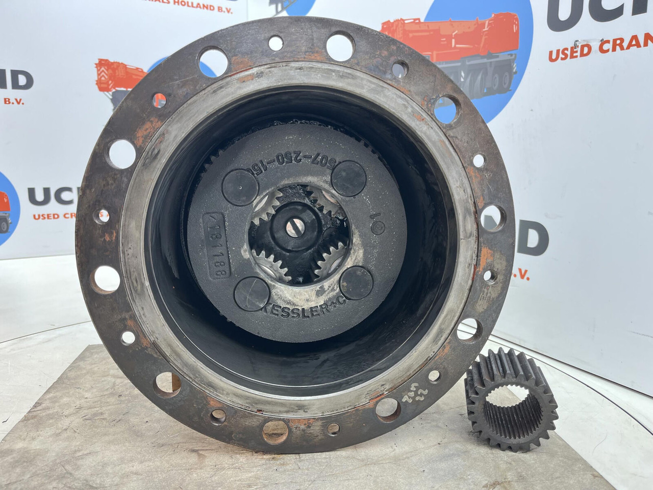 Liebherr Liebherr LTM 1160 planetary gear 22-25-74-40-4pl-H185-46 - Final drive for Mobile crane: picture 4 Liebherr Liebherr LTM 1160 planetary gear 22-25-74-40-4pl-H185-46 - Final drive for Mobile crane: picture 4