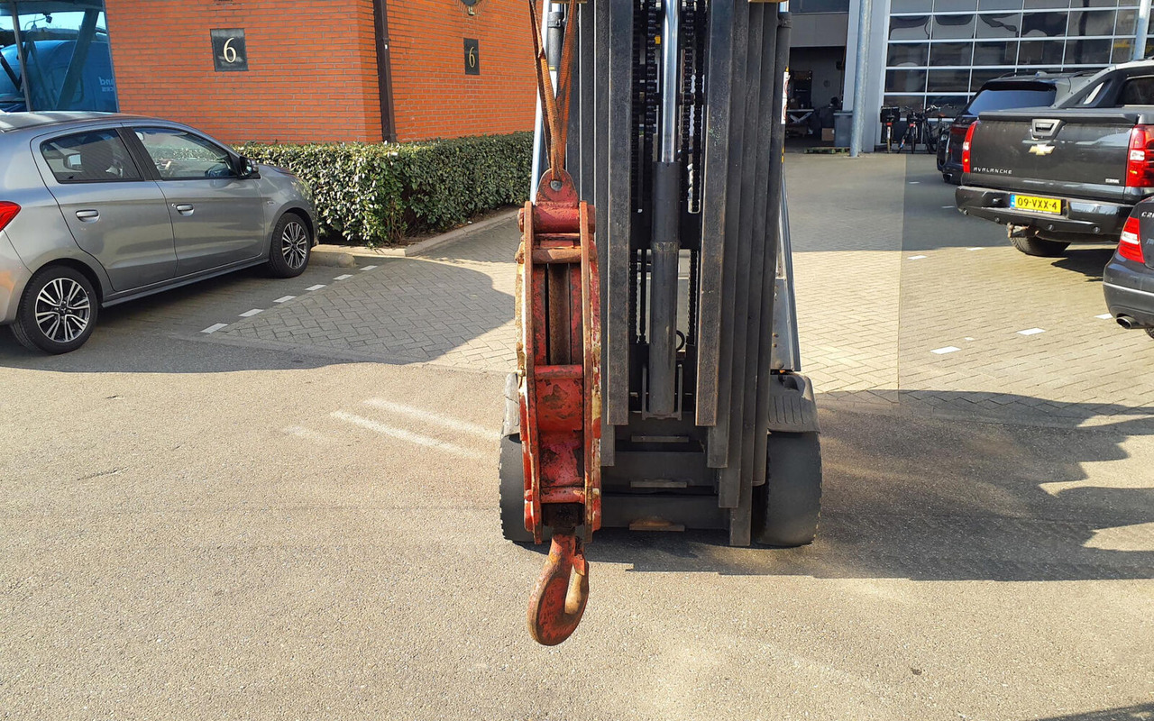 Hookblock 12 mm 1 sheave 12 ton - Spare parts for Mobile crane: picture 3 Hookblock 12 mm 1 sheave 12 ton - Spare parts for Mobile crane: picture 3