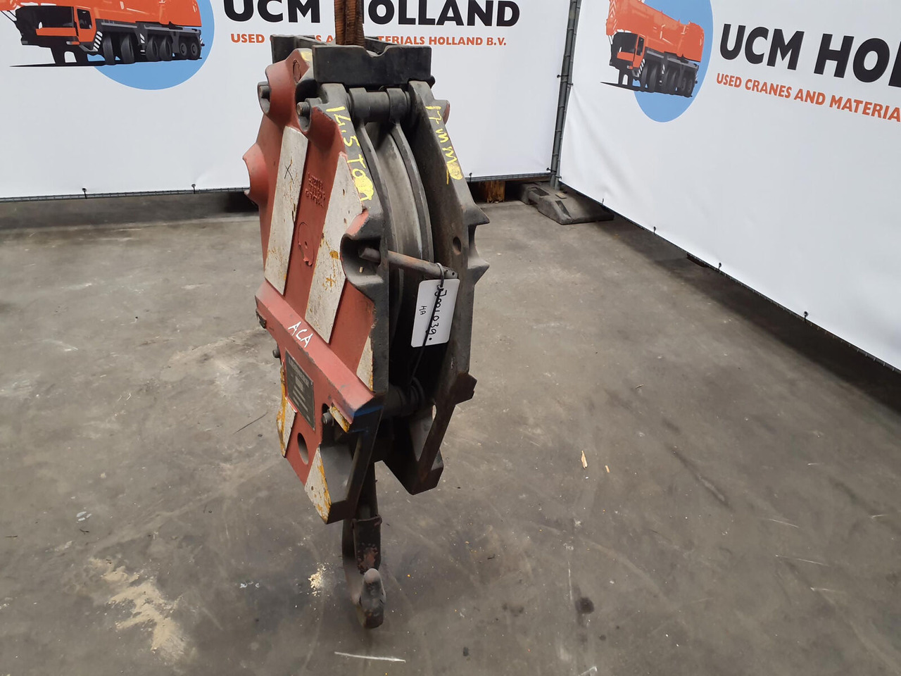 Liebherr Hookblock 17mm 1 sheave 14,5t - Spare parts for Mobile crane: picture 2 Liebherr Hookblock 17mm 1 sheave 14,5t - Spare parts for Mobile crane: picture 2