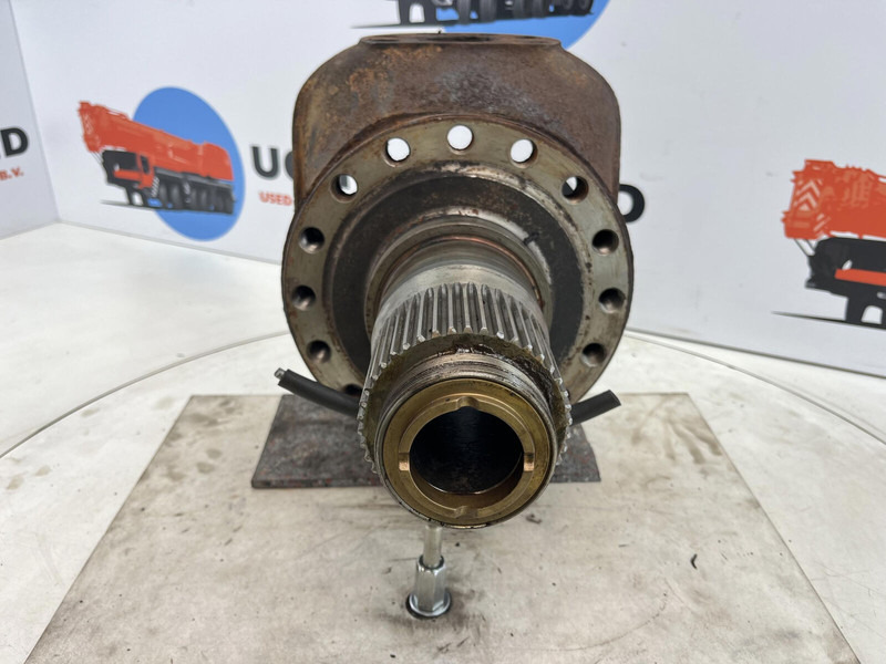Terex AC 25 Steering knuckle 16 holes axle 2 - Steering knuckle for Crane: picture 2 Terex AC 25 Steering knuckle 16 holes axle 2 - Steering knuckle for Crane: picture 2