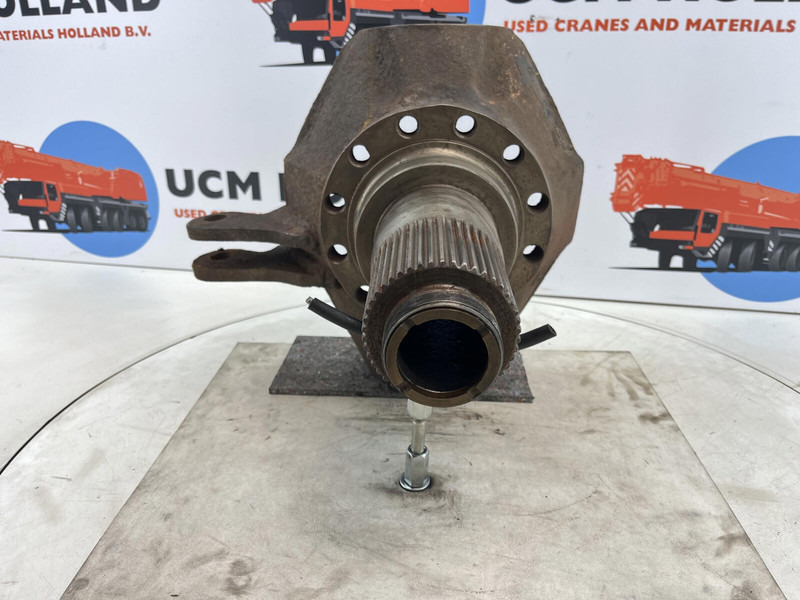 Terex HC 340 Steering knuckle 12 holes axle 6 - Steering knuckle for Crane: picture 2 Terex HC 340 Steering knuckle 12 holes axle 6 - Steering knuckle for Crane: picture 2