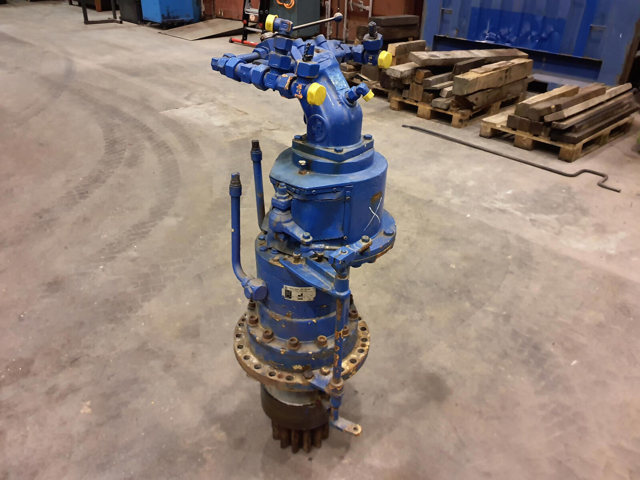 Terex HC 340 slewing gear - Swing motor for Mobile crane: picture 2 Terex HC 340 slewing gear - Swing motor for Mobile crane: picture 2