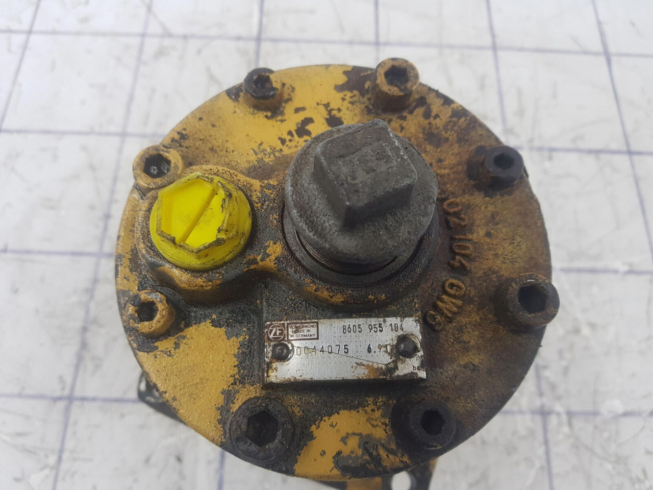 ZF Emergency steering pump ZF - Hydraulic pump for Mobile crane: picture 5 ZF Emergency steering pump ZF - Hydraulic pump for Mobile crane: picture 5