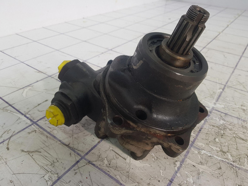 ZF steering pump - Steering pump for Crane: picture 4 ZF steering pump - Steering pump for Crane: picture 4