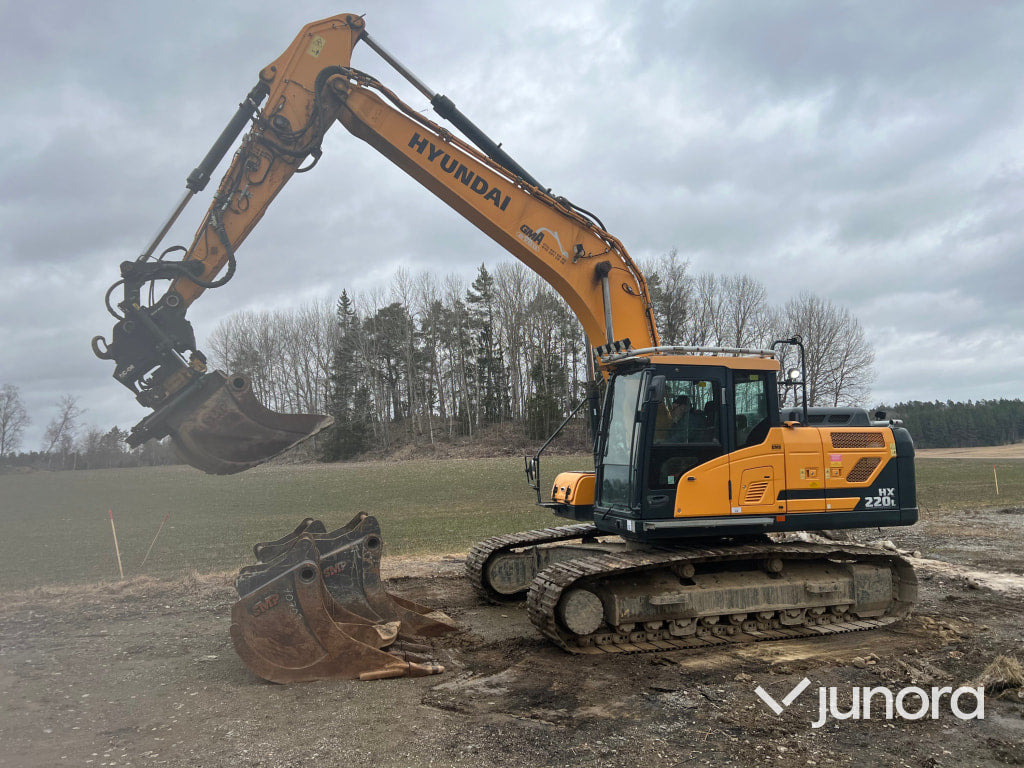 Bandgrävare - Hyundai, HX220 L - Crawler excavator: picture 1 Bandgrävare - Hyundai, HX220 L - Crawler excavator: picture 1