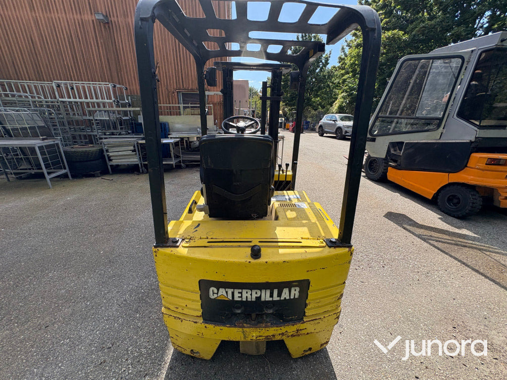 Eltruck - Caterpillar - Electric forklift: picture 4 Eltruck - Caterpillar - Electric forklift: picture 4