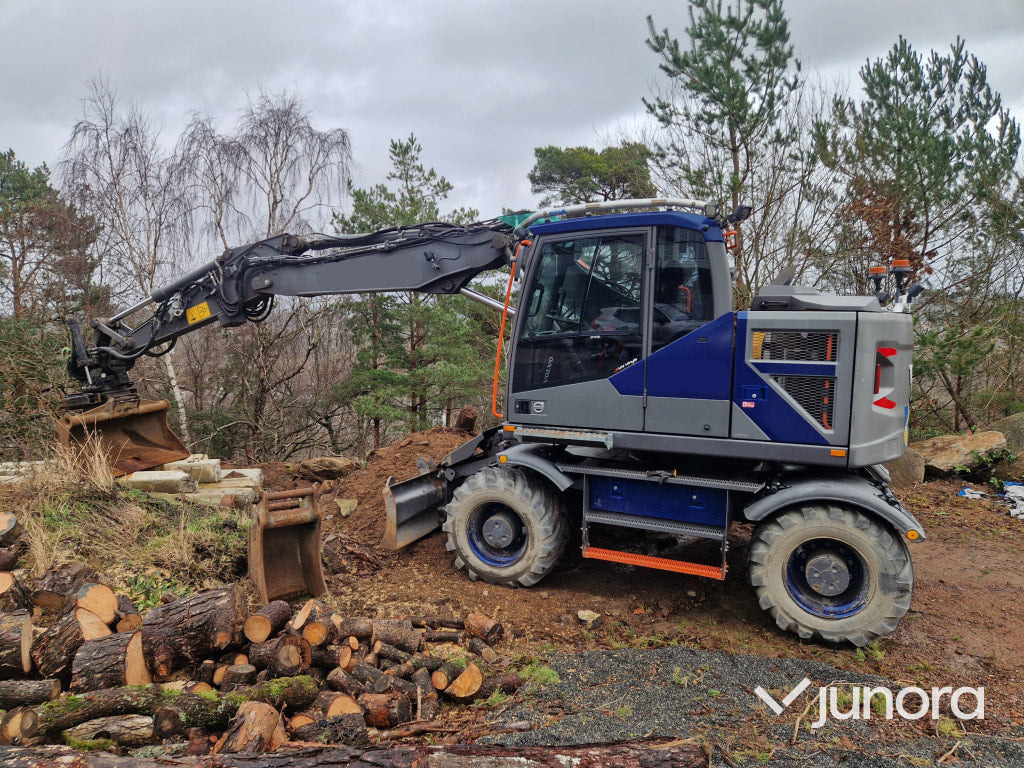 Hjulgrävare – Volvo EWR150E - Wheel excavator: picture 1 Hjulgrävare – Volvo EWR150E - Wheel excavator: picture 1