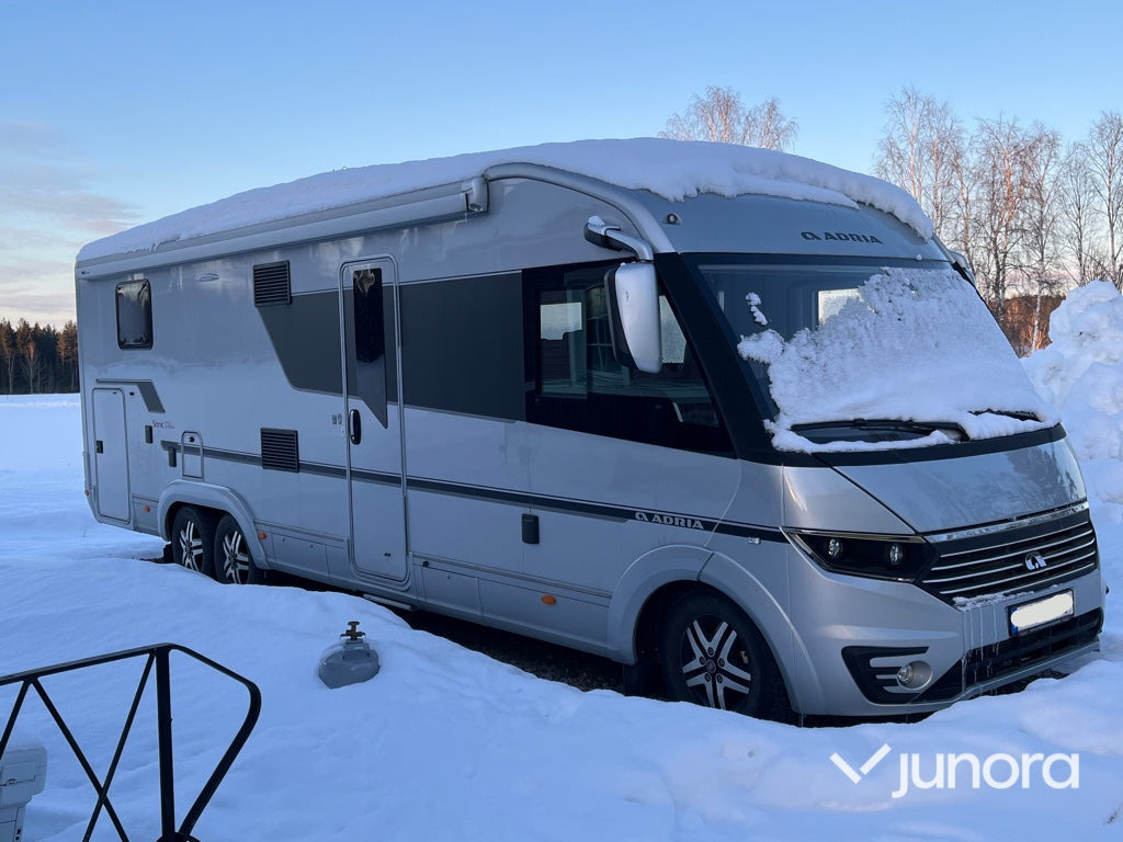 Husbil - Adria Sonic 810 SL Supreme - Integrated motorhome: picture 5 Husbil - Adria Sonic 810 SL Supreme - Integrated motorhome: picture 5