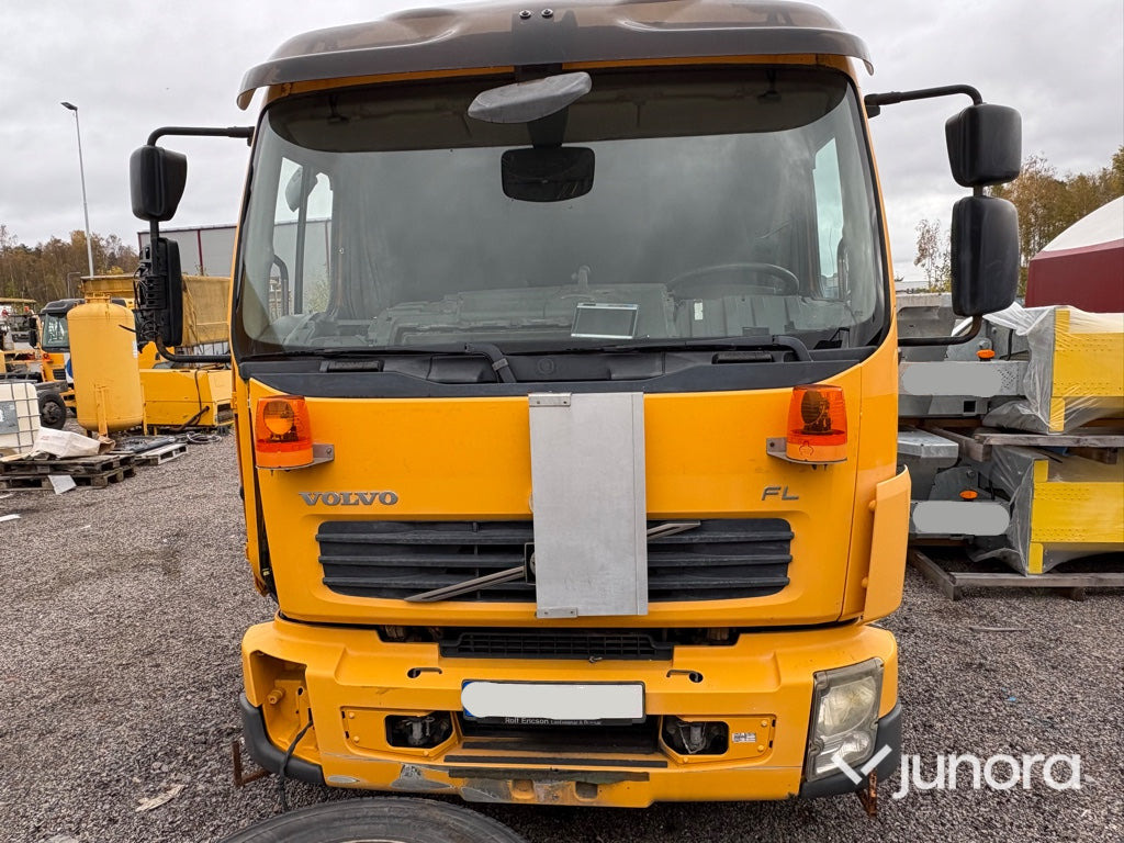 Lastbil - Volvo FL 4*2 - Cab chassis truck: picture 2 Lastbil - Volvo FL 4*2 - Cab chassis truck: picture 2