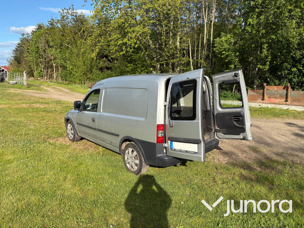 Opel Combo Skåp 1.3 Cdti - Small van: picture 3 Opel Combo Skåp 1.3 Cdti - Small van: picture 3