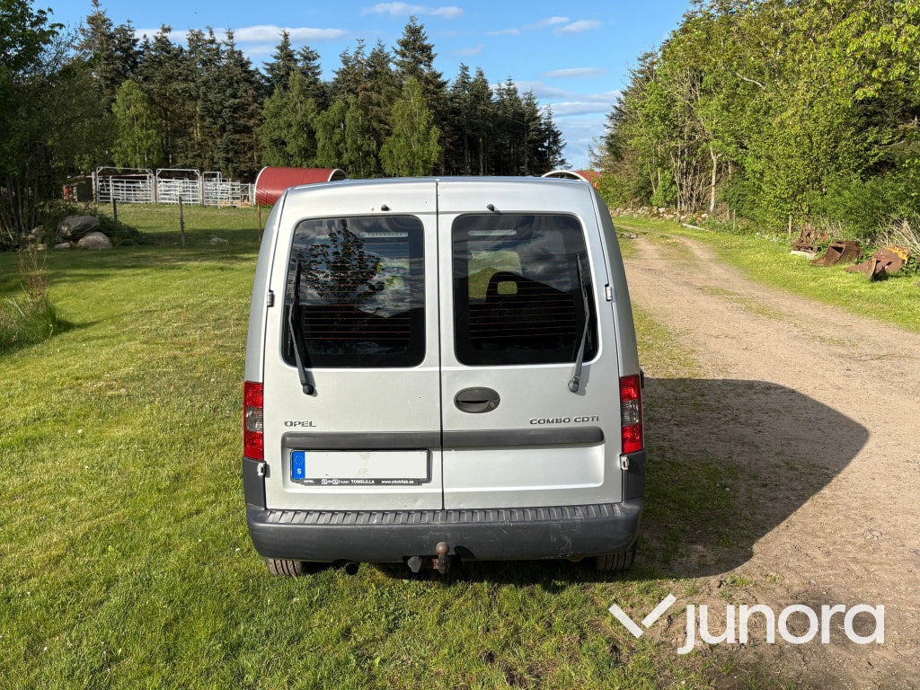 Opel Combo Skåp 1.3 Cdti - Small van: picture 5 Opel Combo Skåp 1.3 Cdti - Small van: picture 5