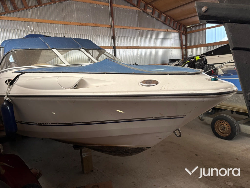 Båt - Campion Allante 545i Bowrider - Other machinery: picture 5 Båt - Campion Allante 545i Bowrider - Other machinery: picture 5