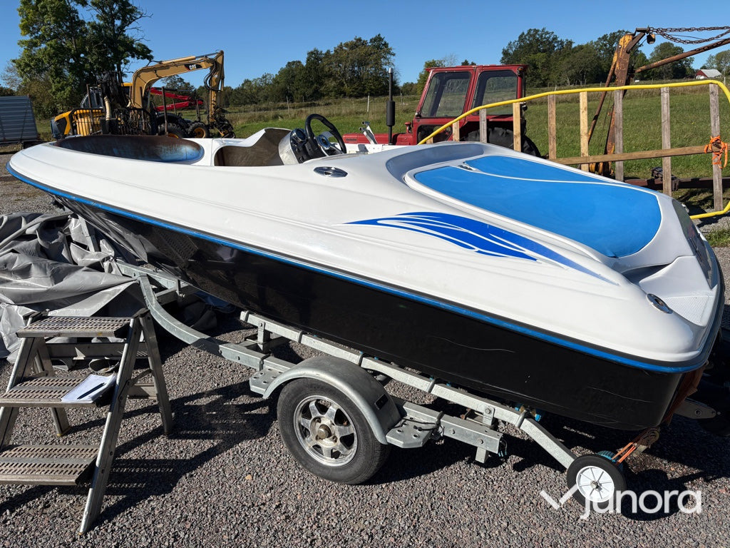 Motorbåt - JH Motor Boat, dubbel vattenjet - Other machinery: picture 3 Motorbåt - JH Motor Boat, dubbel vattenjet - Other machinery: picture 3