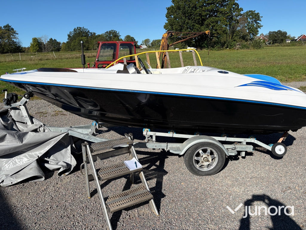 Motorbåt - JH Motor Boat, dubbel vattenjet - Other machinery: picture 1 Motorbåt - JH Motor Boat, dubbel vattenjet - Other machinery: picture 1