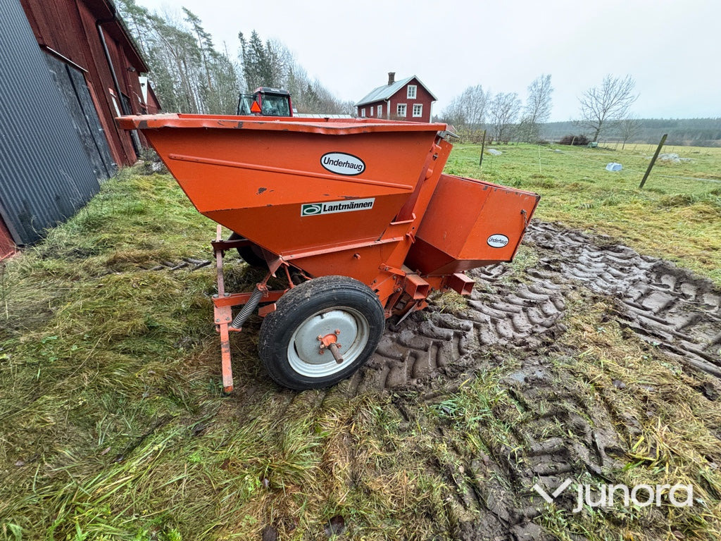 Potatissättare - Underhaug - Potato planter: picture 1 Potatissättare - Underhaug - Potato planter: picture 1