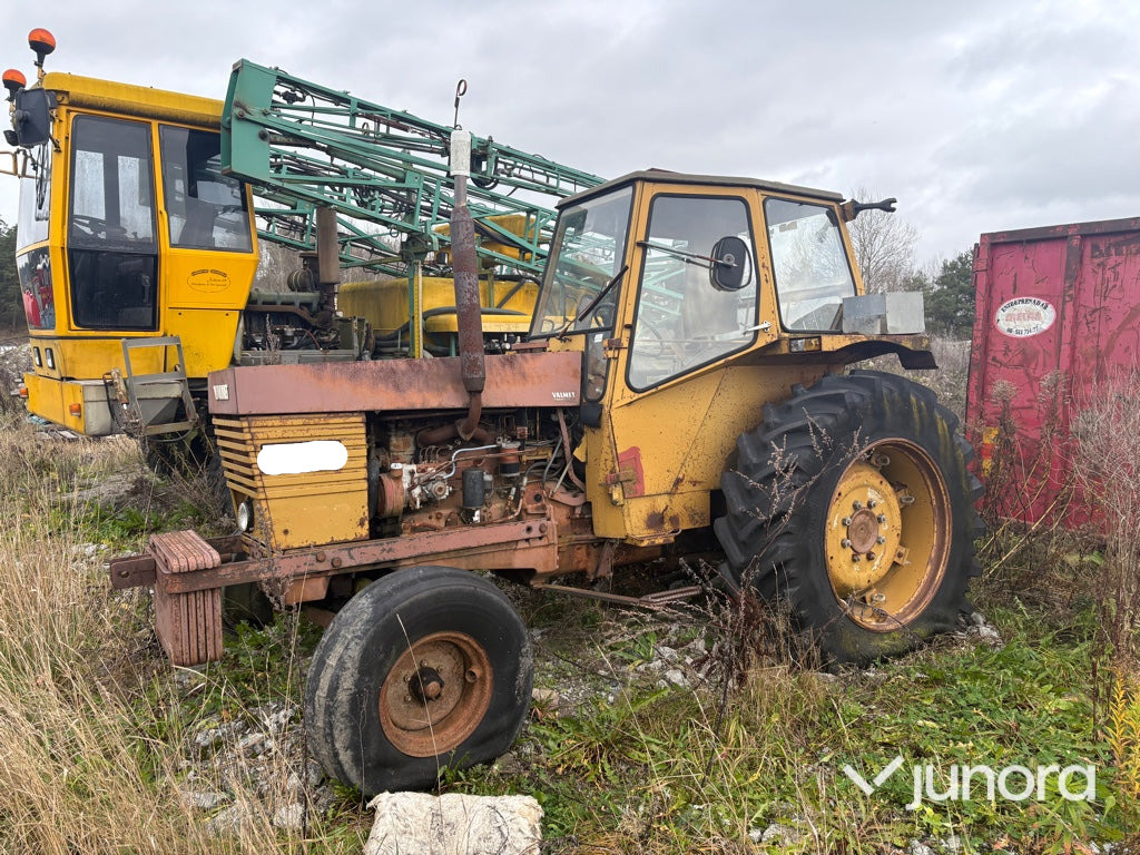 Traktor - Valmet 703 - Farm tractor: picture 3 Traktor - Valmet 703 - Farm tractor: picture 3