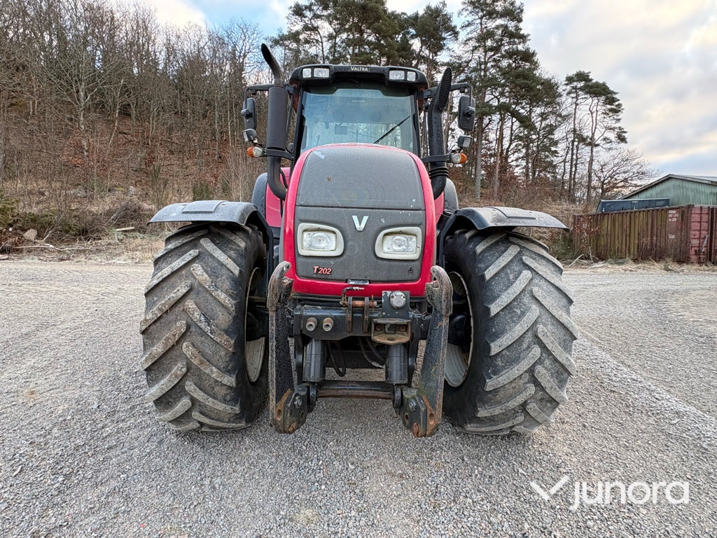 Traktor - Valtra T202SD - Farm tractor: picture 2 Traktor - Valtra T202SD - Farm tractor: picture 2