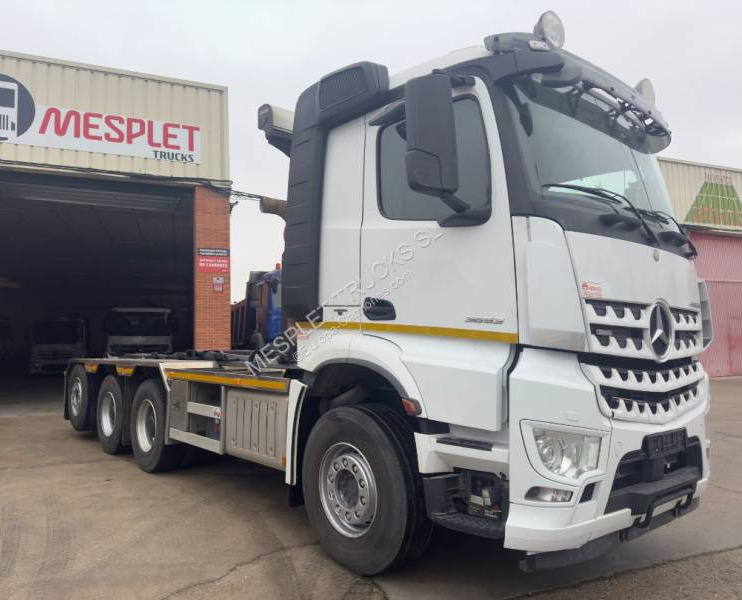 Mercedes Arocs 3653 - Hook lift truck: picture 2 Mercedes Arocs 3653 - Hook lift truck: picture 2