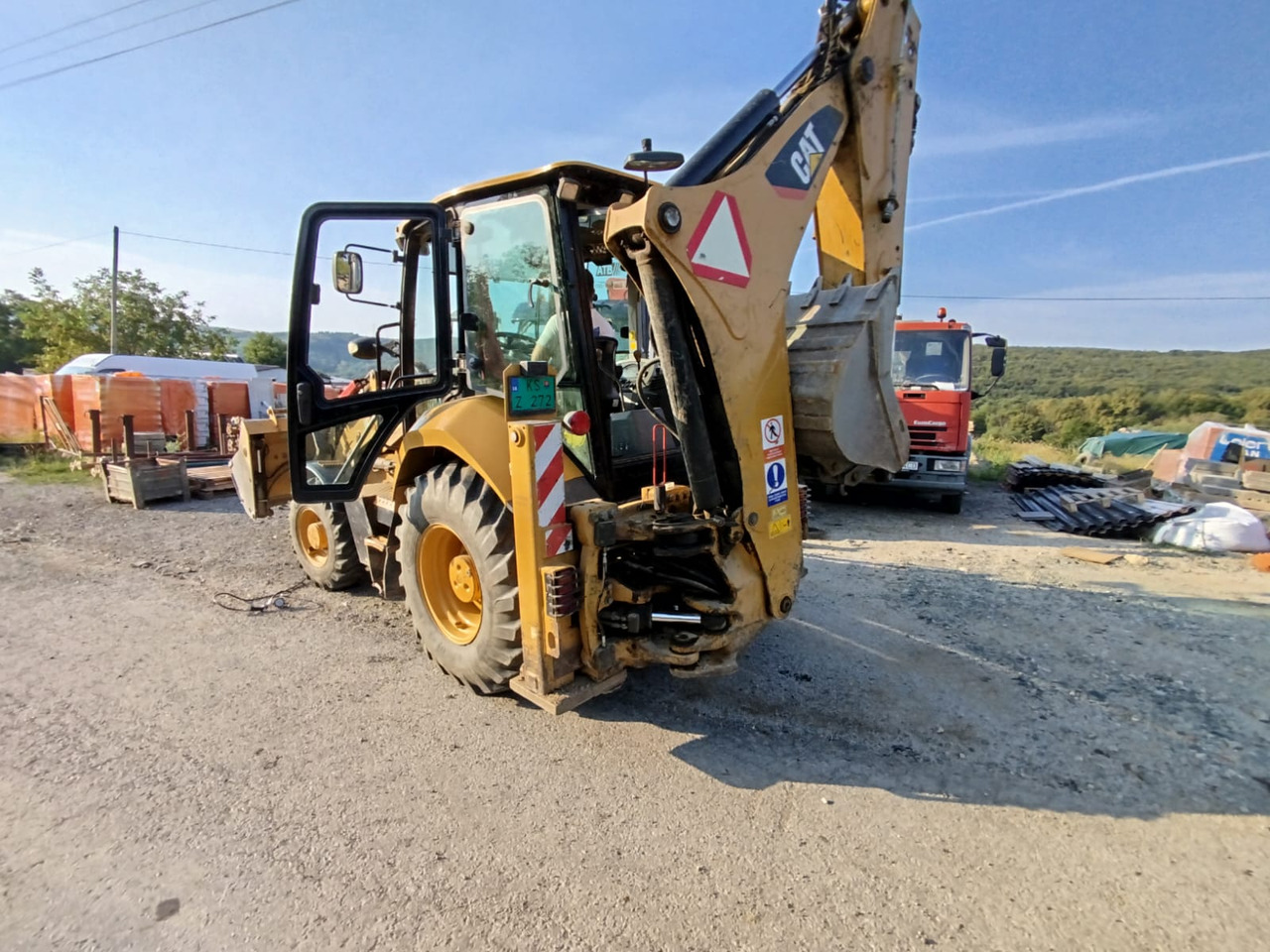 CATERPILLAR 472F2 - Backhoe loader: picture 2 CATERPILLAR 472F2 - Backhoe loader: picture 2