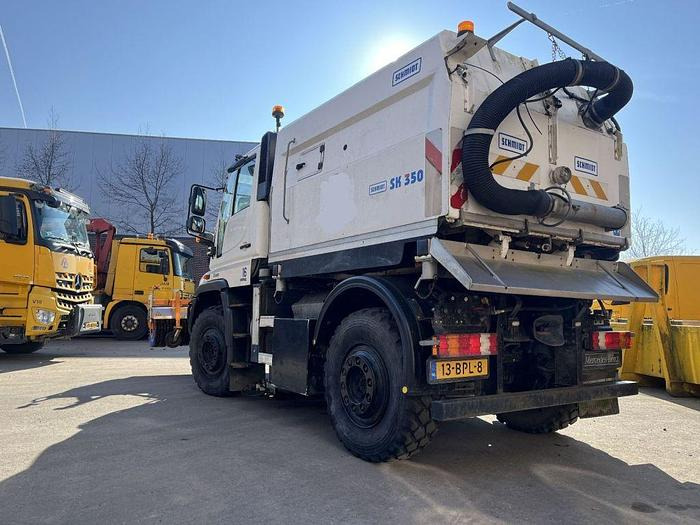 Mercedes-Benz Unimog U400 U400 4 x 2 / Schmidt SK350 sweeper - Road sweeper: picture 3 Mercedes-Benz Unimog U400 U400 4 x 2 / Schmidt SK350 sweeper - Road sweeper: picture 3