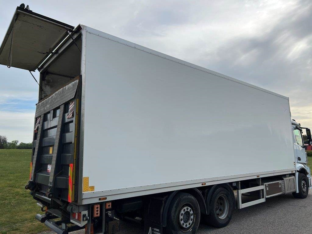 8,4 mtr glasfiber kasse - Xarios 500 - Swap body - box: picture 1 8,4 mtr glasfiber kasse - Xarios 500 - Swap body - box: picture 1