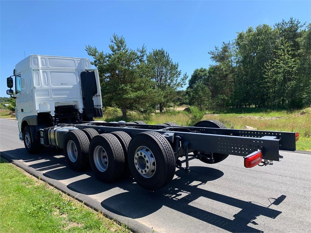 DAF XF 430 FAW 8x4*4 Tridem - Cab chassis truck: picture 4 DAF XF 430 FAW 8x4*4 Tridem - Cab chassis truck: picture 4