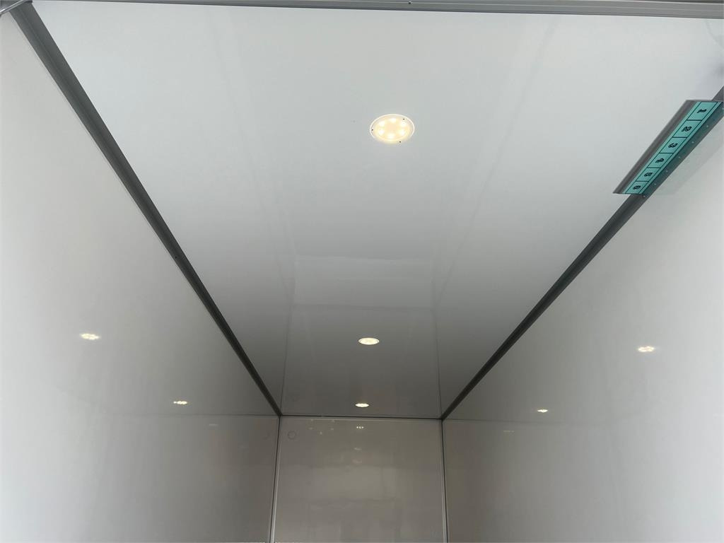 Box truck DAF XF480 FAS 6x2: picture 9