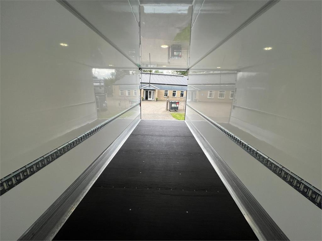 Box truck DAF XF480 FAS 6x2: picture 10