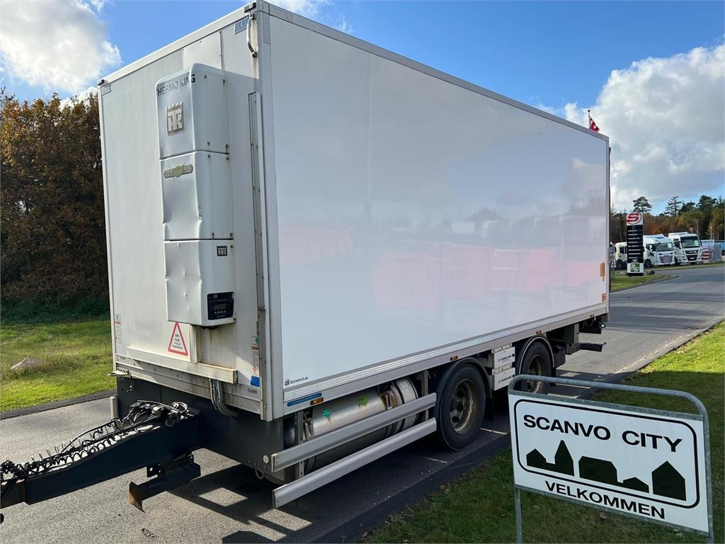 HFR 18 ton SKAB kasse + lift - Refrigerator trailer: picture 1 HFR 18 ton SKAB kasse + lift - Refrigerator trailer: picture 1