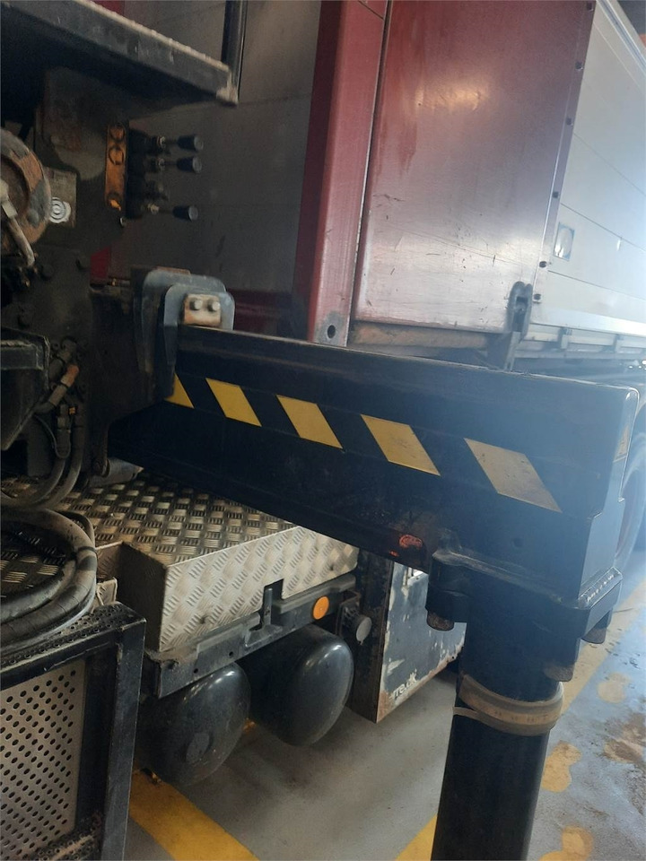 HMF 2820K5 RCS - Loader crane for Truck: picture 2 HMF 2820K5 RCS - Loader crane for Truck: picture 2