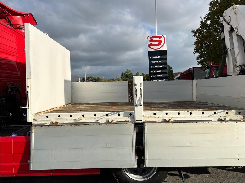 HRD 10,2 mtr Multi city HMF 1823K3 kran - lift - Dropside/ Flatbed semi-trailer: picture 4 HRD 10,2 mtr Multi city HMF 1823K3 kran - lift - Dropside/ Flatbed semi-trailer: picture 4
