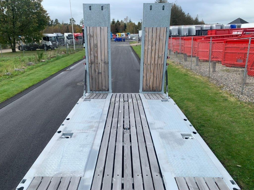 Low loader trailer Hangler TPS-H 210 Jumbo-Z - 20 ton hydr. ramper: picture 9 Low loader trailer Hangler TPS-H 210 Jumbo-Z - 20 ton hydr. ramper: picture 9